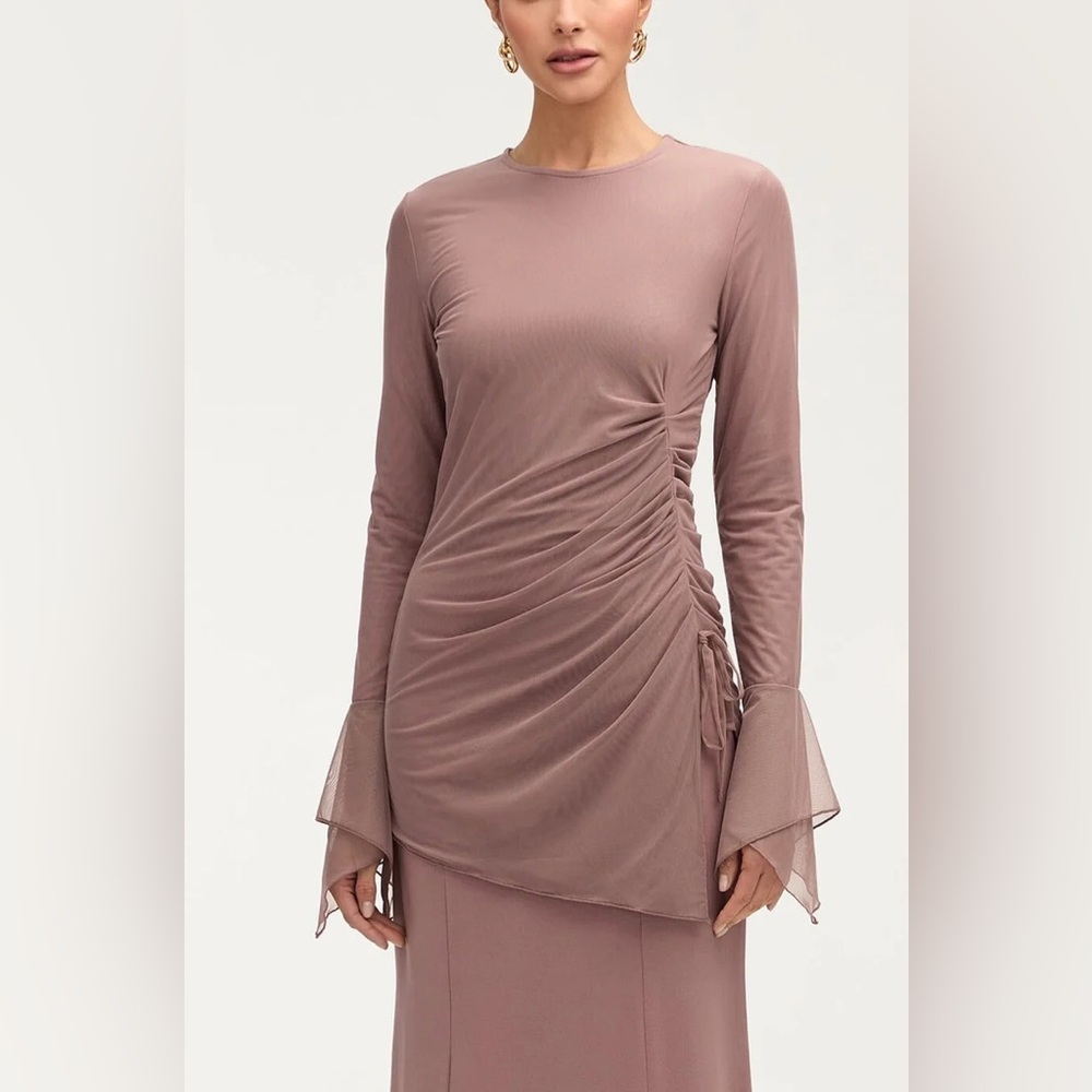 Veiled Collection Monica Side Slit Top - Twilight Mauve